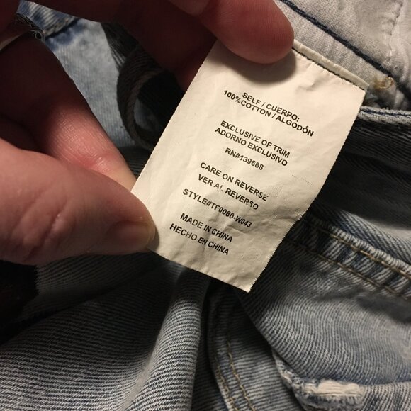 Altard State Distressed Denim Skirt Embroidered Flower Design Size 30 Mini Jean - Picture 5 of 7